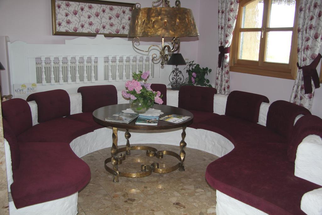 Hotel Blumenhof Sankt Georgen im Attergau Esterno foto